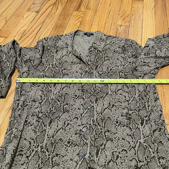 Rails Tan Snake Print Button Down Shirt - Picture 8 of 8